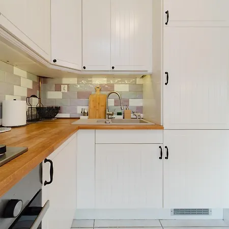 Komitetu Obrony Robotnikow 46 By Homeprime 아파트 바르샤바