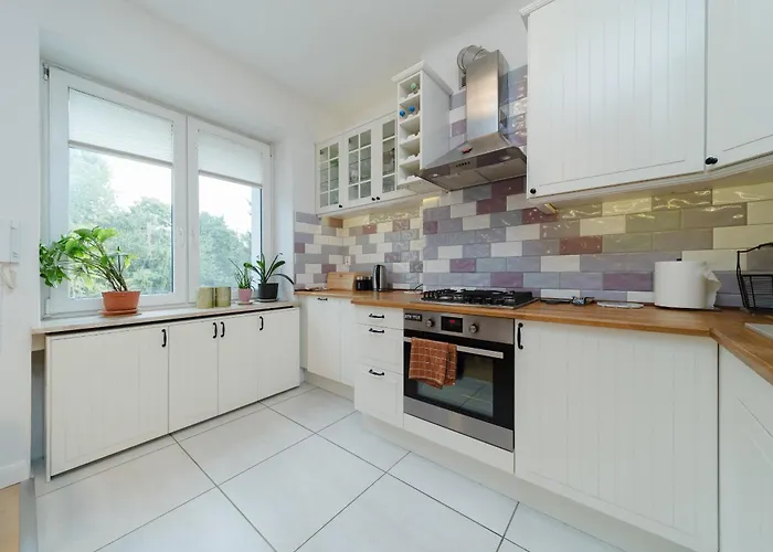 Komitetu Obrony Robotnikow 46 By Homeprime Warsaw